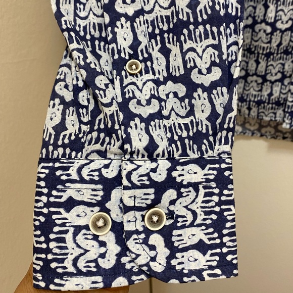 NWT Dario Beltran men’s long sleeves blue and white tribal shirt. Size M - Picture 5 of 8